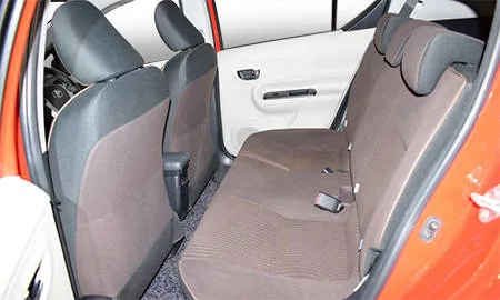 Toyota Aqua G (NHP10)