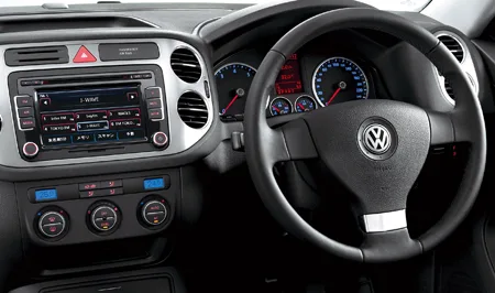 Volkswagen Tiguan TRACK&FIELD (5NCAW)