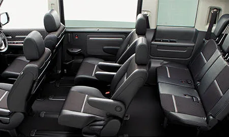 Honda Stepwagon Spada SPADA COOL SPIRIT (RP3)