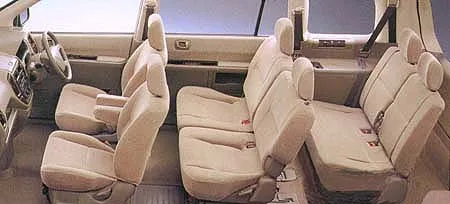 Mitsubishi Dion EXCEED (CR9W)