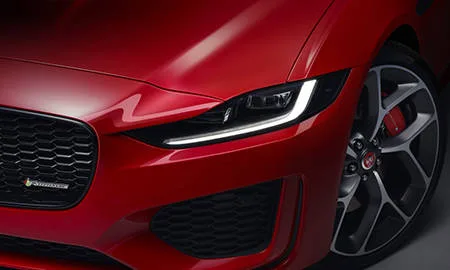 Jaguar XE S (JA2NA)