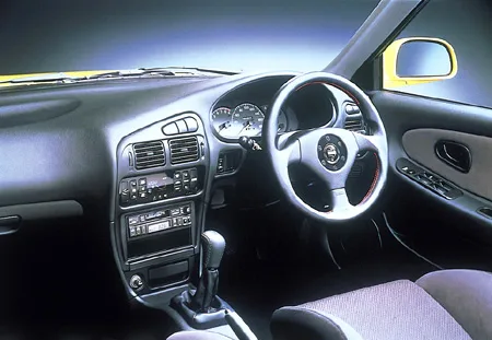 Mitsubishi Lancer GSR EVOLUTION III (CE9A)