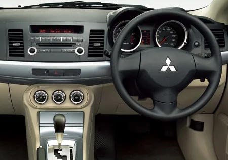 Mitsubishi Galant Fortis EXCEED (CY6A)