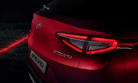 Alfa Romeo Stelvio 2.0 TURBO Q4 COMPETIZIONE (94920 / 94929)