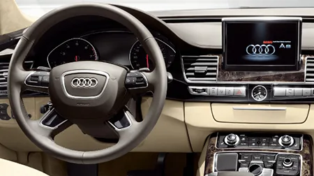 Audi A8 Hybrid BASE GRADE (4HCHJA)