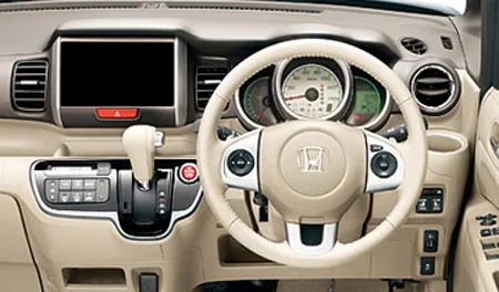 Honda Nbox Plus G TURBO PACKAGE (JF2)