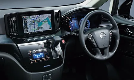 Nissan Elgrand AUTECH (PE52)