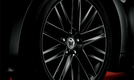 Toyota Crown Hybrid ATHLETE S BLACK STYLE (AWS210)