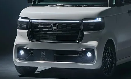 Honda Nbox Custom BLACK STYLE (JF6)