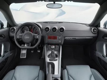 Audi TT Coupe 2.0TFSI (8JBWA)