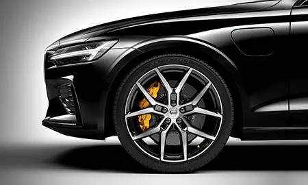 Volvo S60 T8 POLESTAR ENGINEERED (ZB420P)