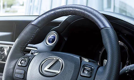 Lexus IS300H I BLUE (AVE30)