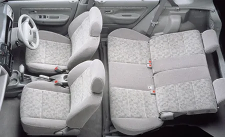 Mazda Demio GL-X (DW5W)