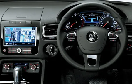 Volkswagen Touareg V6 (7PCGRS)