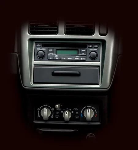Mitsubishi Pajero Mini XR (H58A)