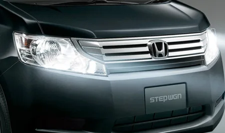 Honda Stepwagon G (RK2)