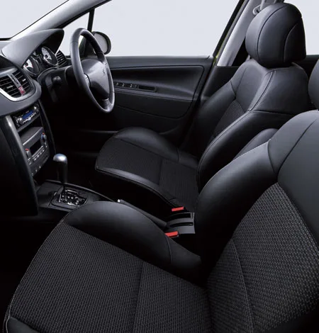 Peugeot 207 CIELO (A75FW)