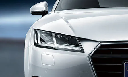 Audi TT Coupe 1.8TFSI LIGHTING STYLE EDITION (FVCJS)