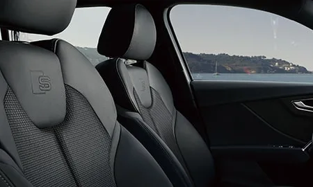 Audi Q2 35TFSI S LINE (GADPC)