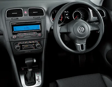 Volkswagen Golf TSI COMFORTLINE (1KCAX)