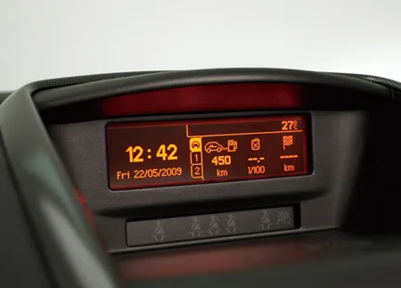 Peugeot 207 CIELO (A75FW)
