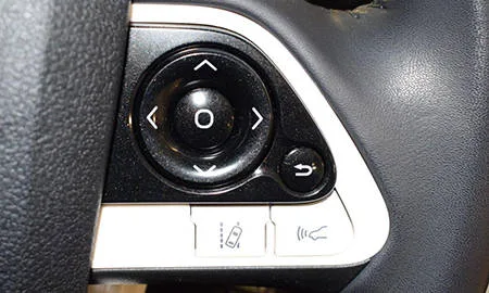 Toyota Prius S SAFETY PLUS (ZVW50)