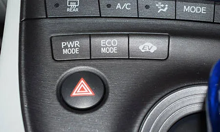 Toyota Prius S (ZVW30)