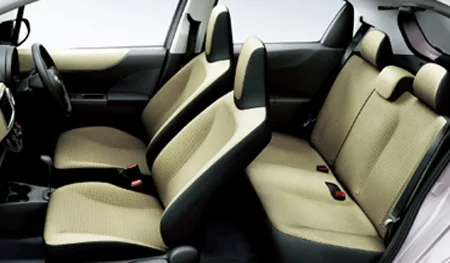 Toyota Vitz F M PACKAGE (KSP130)