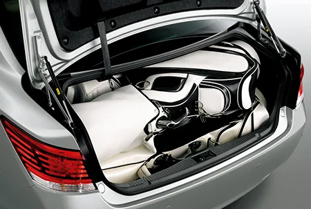 Toyota Crown Majesta BASE GRADE (GWS214)