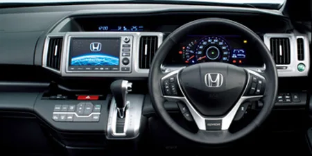 Honda Stepwagon Spada ZI (RK6)