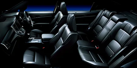 Toyota Crown Hybrid ATHLETE G (AWS210)