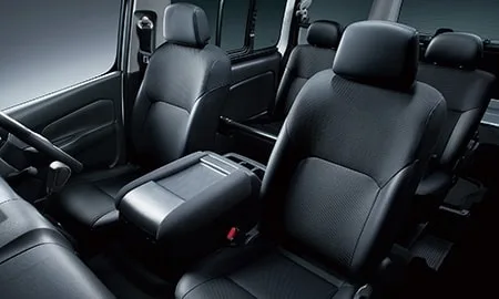Nissan Caravan PRO STYLE GROUND PREMIUM GX (VN2E26)