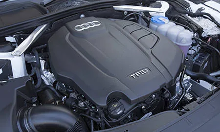 Audi A5 2.0TFSI QUATTRO SPORT (F5CYRF)