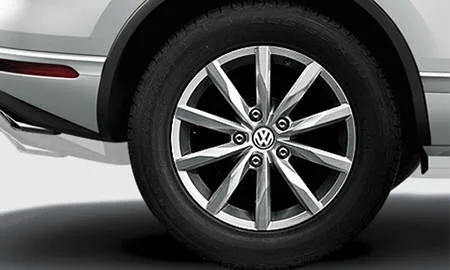 Volkswagen Touareg V6 (7PCGRS)