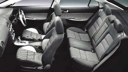 Mazda Atenza Sport 23Z (GG3S)