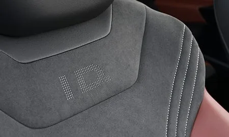 Volkswagen ID4 PRO LAUNCH EDITION (E2EBJ)