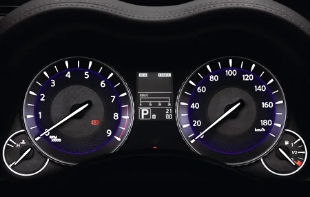 Nissan Fuga 370GT FOUR (KNY51)
