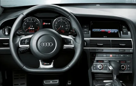 Audi RS6 Avant BASE GRADE (4FBUHS)