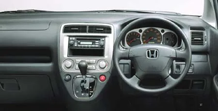 Honda Stream IS (RN3)