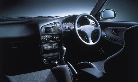 Mitsubishi Lancer GSR EVOLUTION II (CE9A)