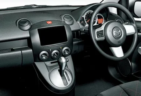 Mazda Demio 15C (DE5FS)