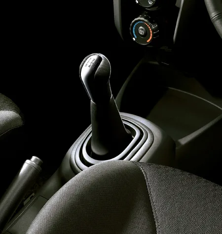 Toyota Vitz U (SCP90)