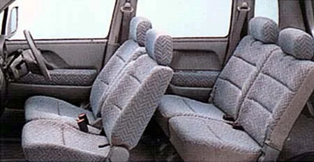 Mazda Azwagon FX (MD21S)