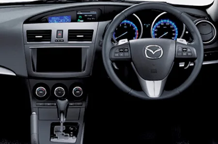 Mazda Axela 20E-SKYACTIV (BLFFP)