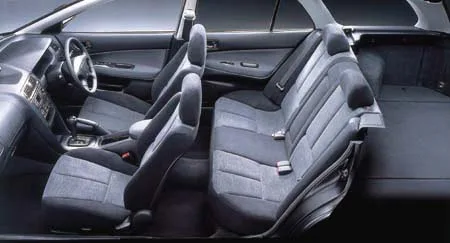 Mitsubishi Legnum VIENTO (EA7W)