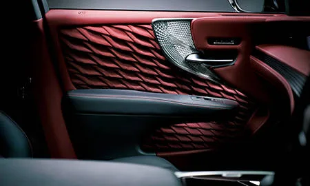 Lexus LS500H базовая (GVF55)