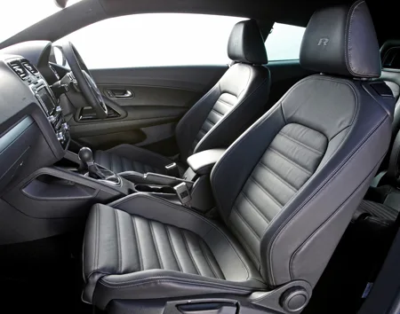 Volkswagen Scirocco 2.0TSI (13CCZ)