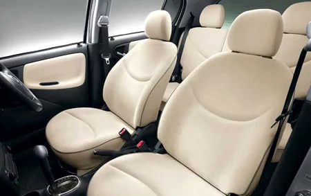 Toyota Vitz CLAVIA (SCP13)
