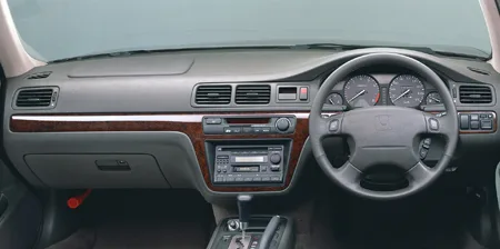 Honda Inspire 25S (UA2)