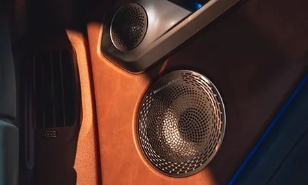 Bmw XM BASE GRADE (22CS44)